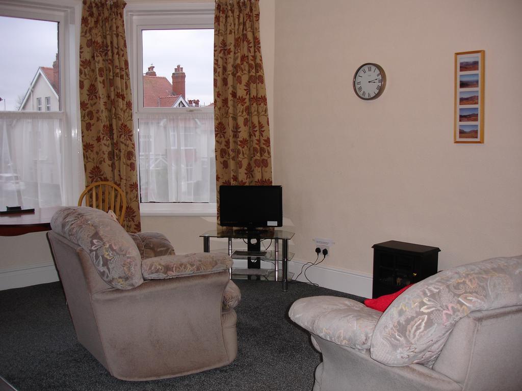 Beachmount Holiday Apartments Rhôs-on-Sea Kültér fotó