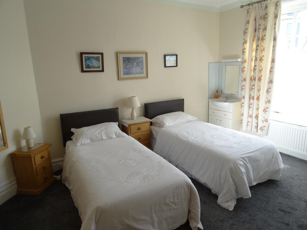 Beachmount Holiday Apartments Rhôs-on-Sea Kültér fotó