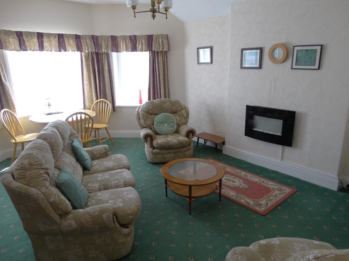 Beachmount Holiday Apartments Rhôs-on-Sea Kültér fotó